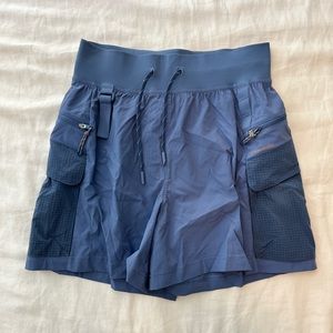 Lululemon Hiking Shorts Size 6